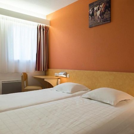 The Originals Access, Hotel Saint-Flour Екстер'єр фото