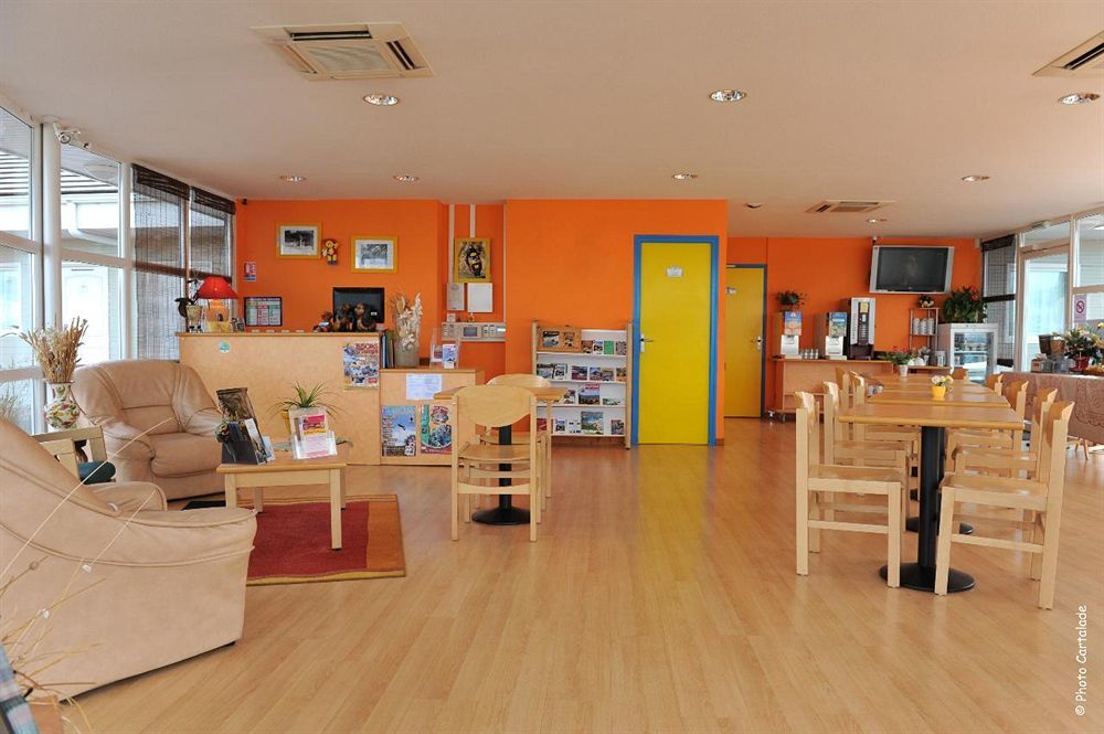 The Originals Access, Hotel Saint-Flour Екстер'єр фото
