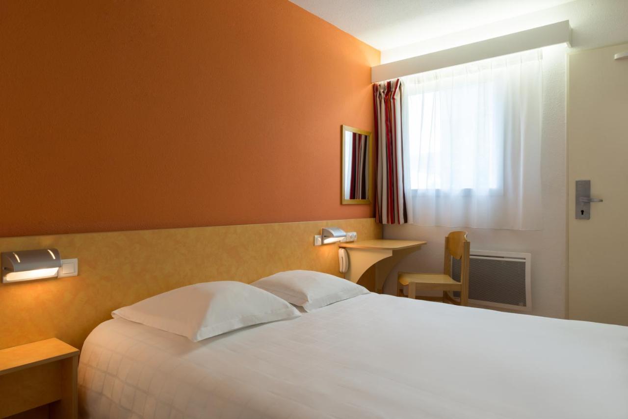 The Originals Access, Hotel Saint-Flour Екстер'єр фото